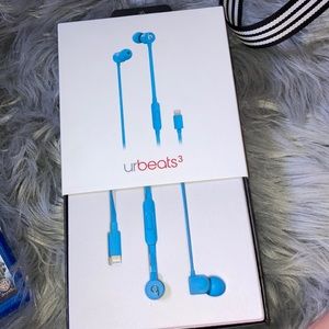 apple urbeats3